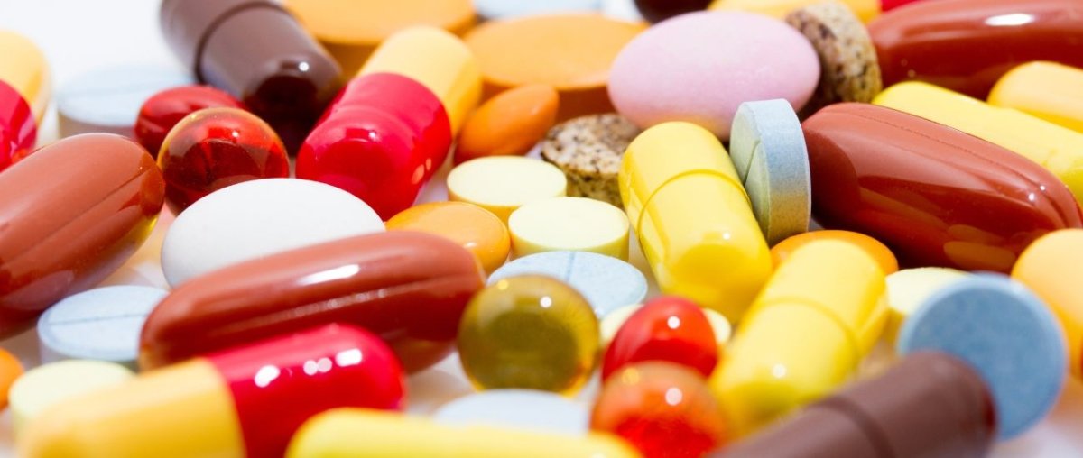 Haarausfall-Tabletten – helfen Medikamente wirklich? - IMPERIO COSMETICS