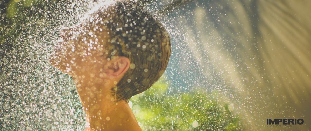 Haare nur mit Wasser waschen? Die no poo Methode im Fakten-Check! - IMPERIO COSMETICS