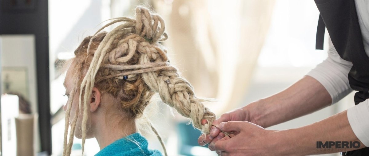 Rastalocken: Wie entstehen Dreadlocks? - IMPERIO COSMETICS